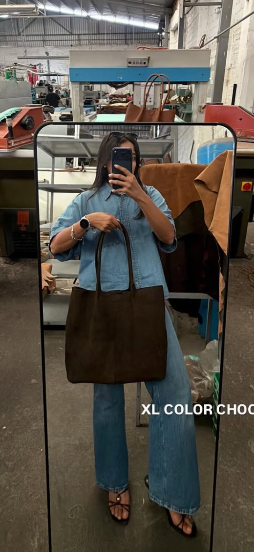 TOTE BAG XL gamuza nobuck chocolate
