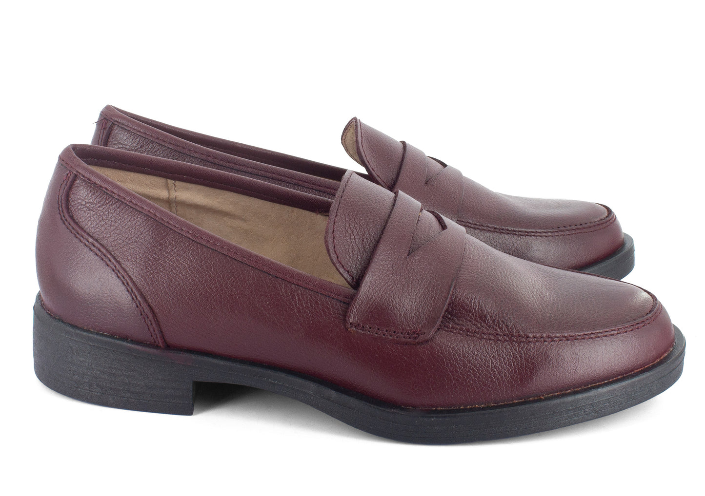Mocasín de piel vino suela delgada